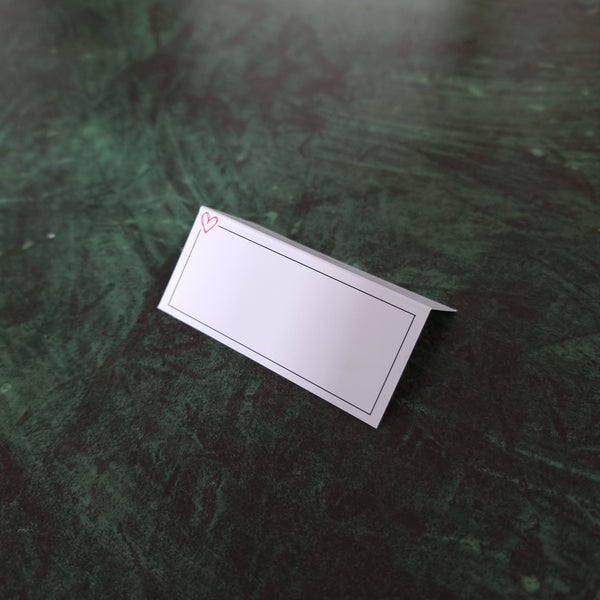 Bordkort med rødt hjerte (10stk)