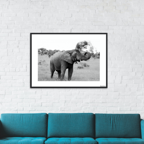 Safari - Elefant kaster med jord S/H